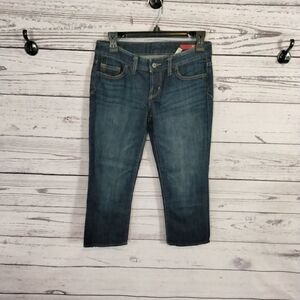 Pre-owned. "X2 Quality Denim" woman's cropped  jean pants